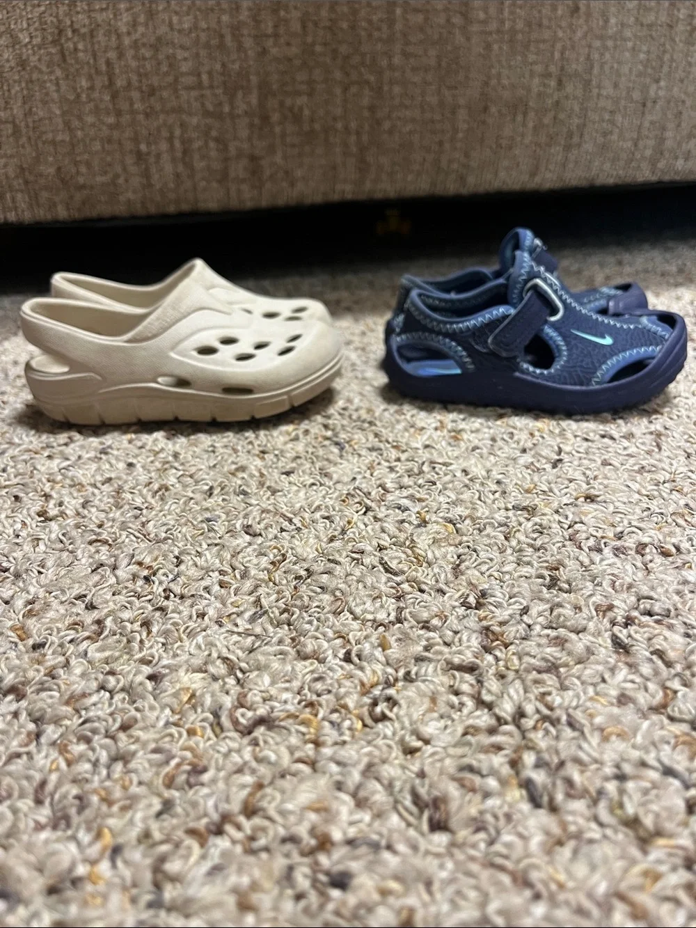 Nike Kids Navy Blue Sandal Water Shoes with Teal Swoosh